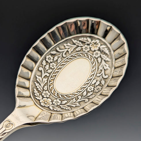 1916 British antique silver plate serving spoon pair